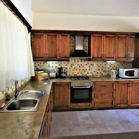 Peaceful With Jacuzzi And Private Pool In Villa *
