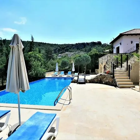 Villa Peaceful With Jacuzzi And Private Pool In *