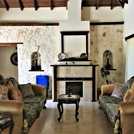 Peaceful With Jacuzzi And Private Pool In Willa *
