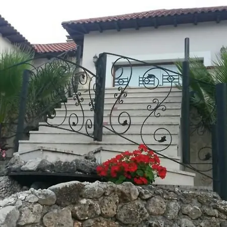Willa Peaceful With Jacuzzi And Private Pool In *